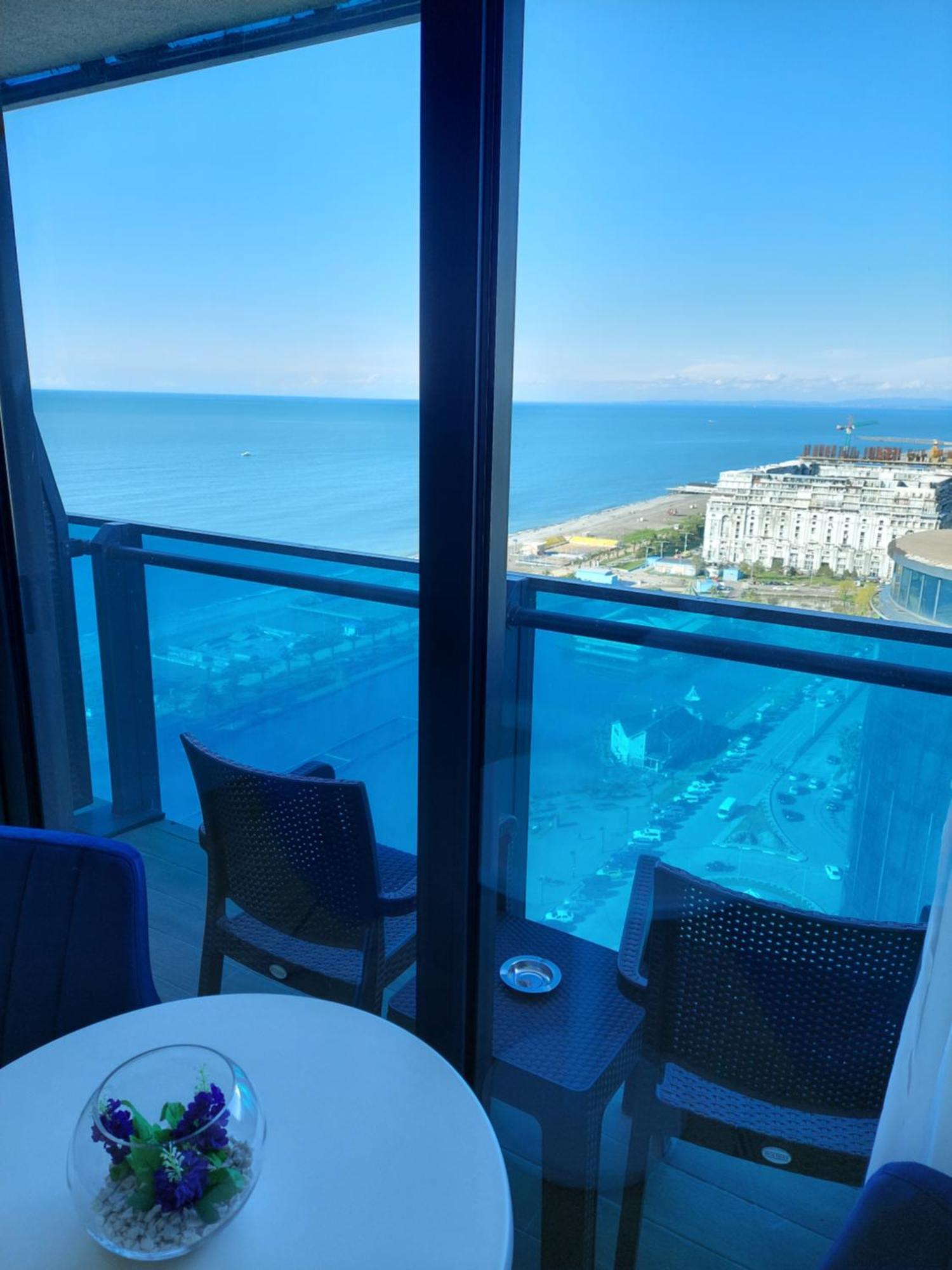 Номера На Высоких Этажах 24,31 Lejlighed Batumi Værelse billede
